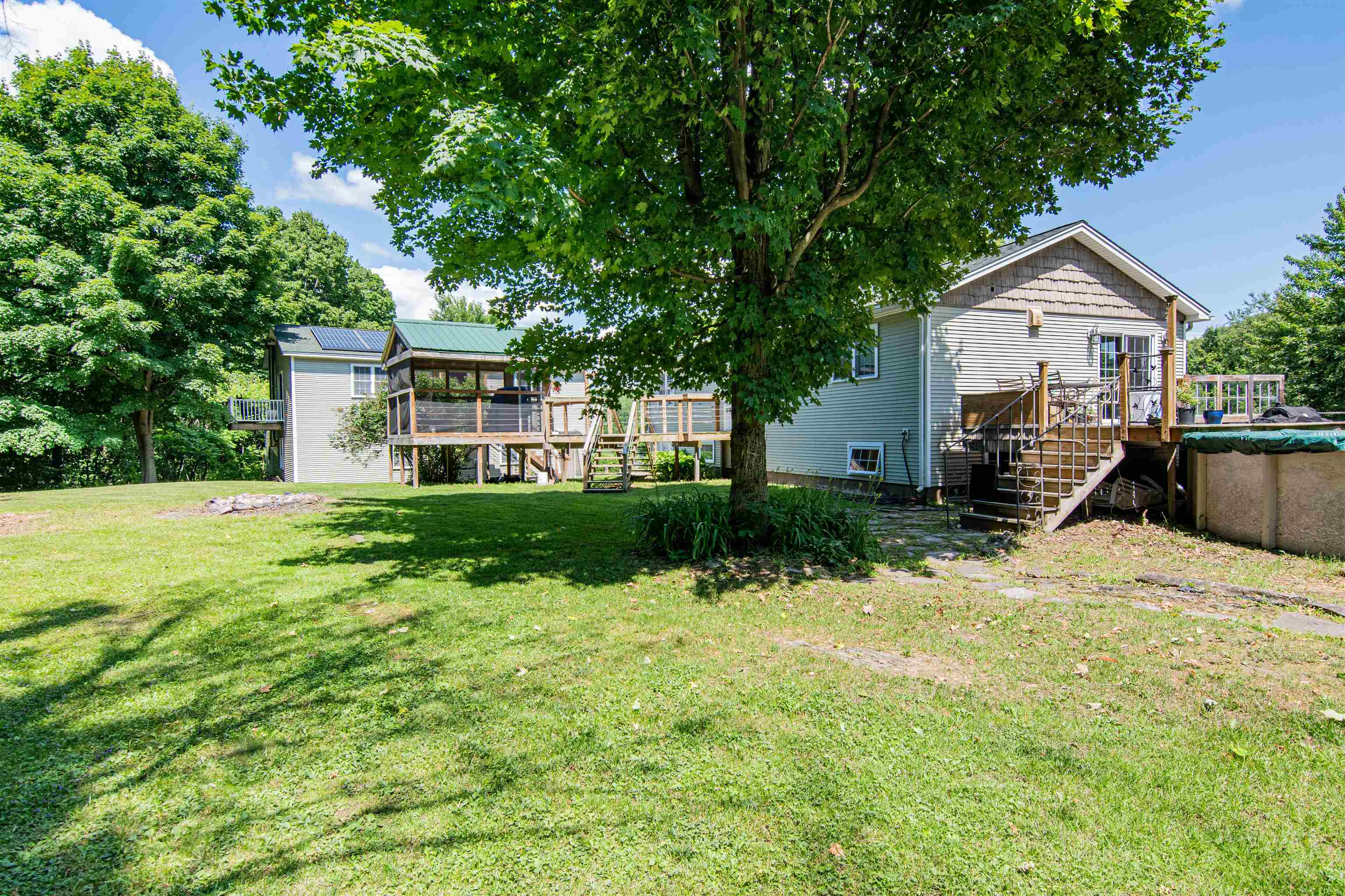 923 Hanna Road Highgate, VT 05459 - Photo 35 of 40 Gallery Image 35