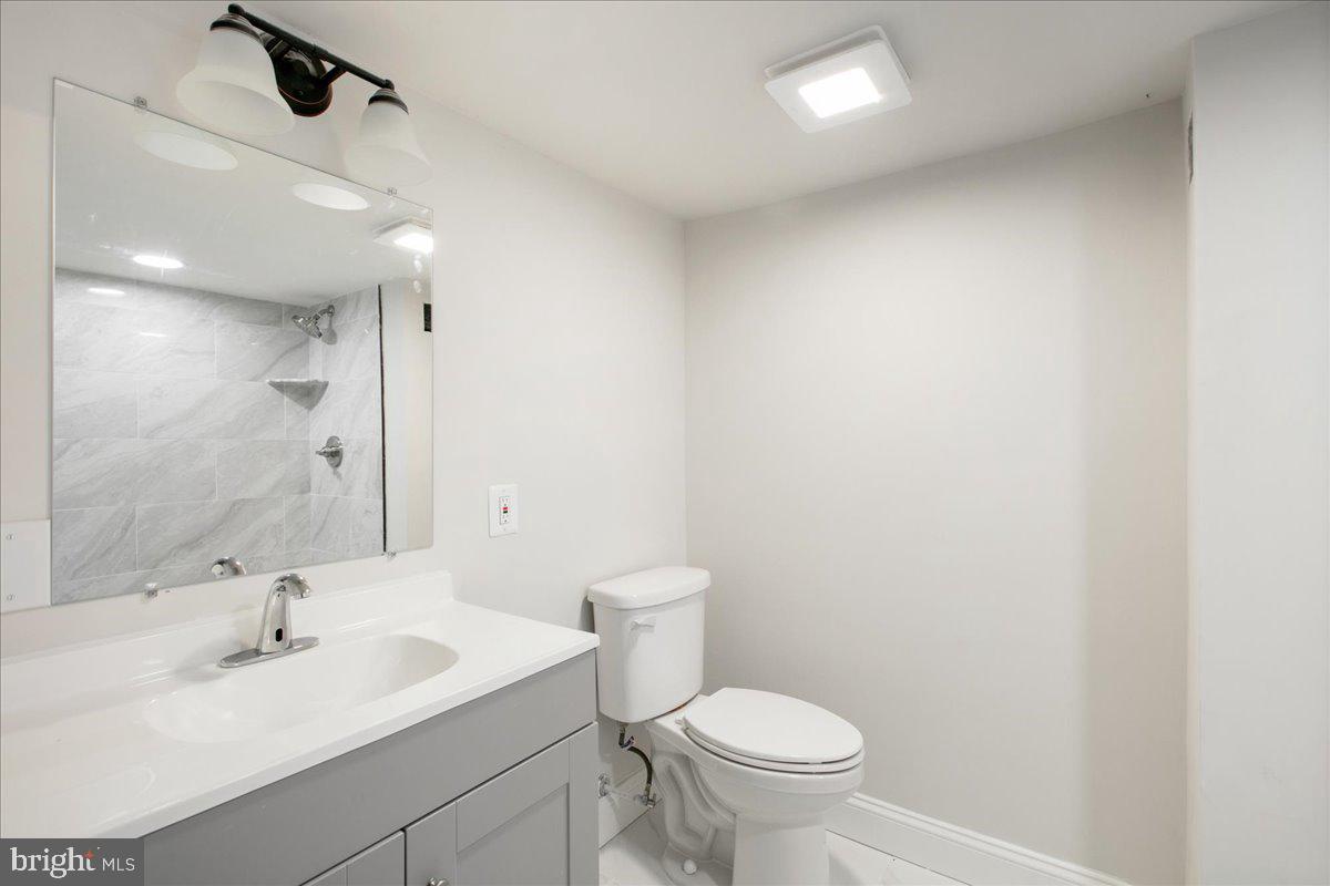 5028 Harpers Ferry Road Sharpsburg, MD 21782 - Photo 27 of 35 Badroom 2