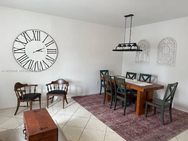 $465,000 | 5737 Northwest 114th Path, Unit 113, Doral, FL 33178