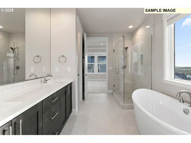 a picture of an empty room