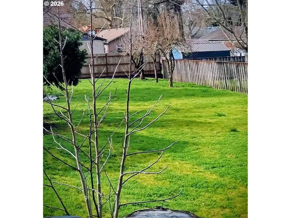 $92,500 | 0 West Ballf Street, Roseburg, OR 97471