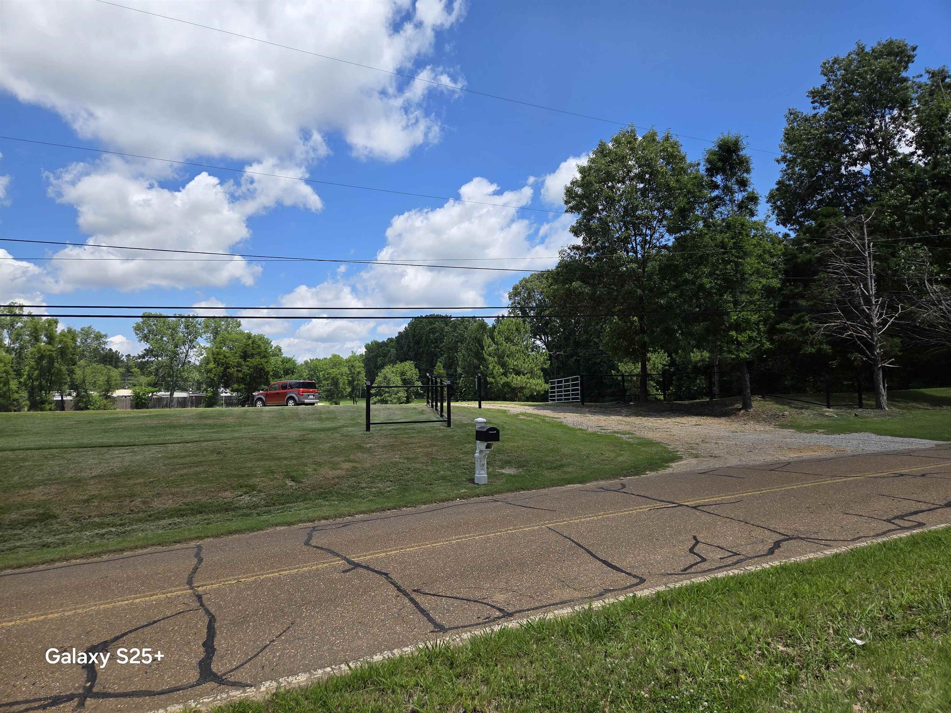 8224 Memphis Arlington Road Bartlett, TN 38002 - Photo 2 of 7 a view of a park
