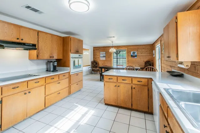 $550,000 | 5200 Ledge Road, Temple, TX 76502