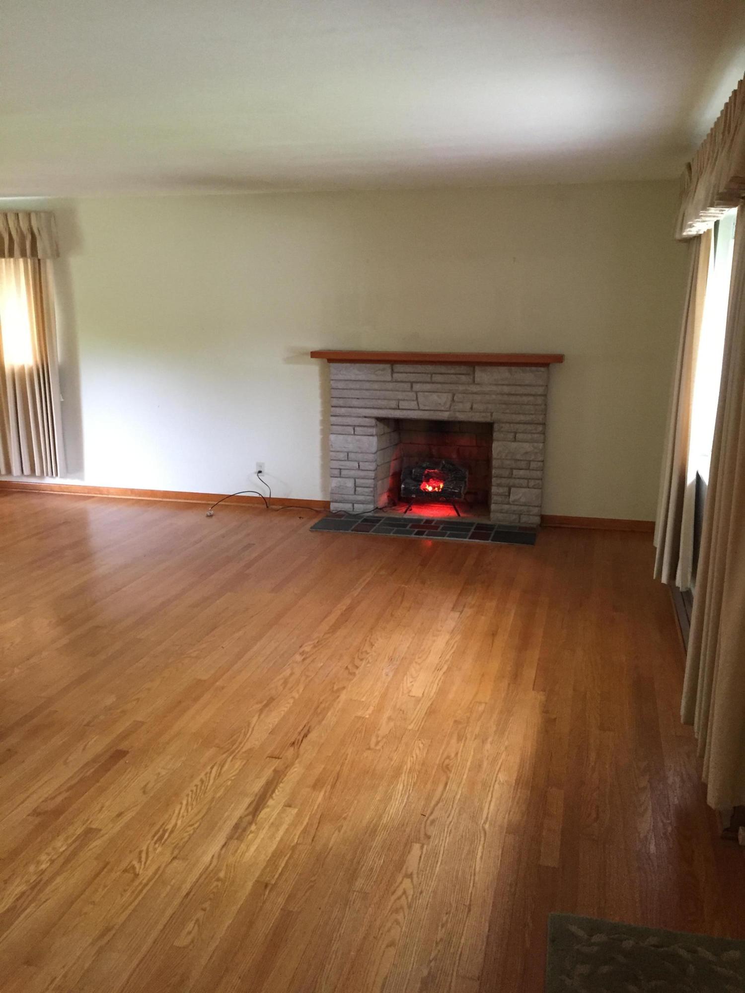 1747 Shady Lane Road Columbus, OH 43227 - Photo 2 of 13 Gallery Image 2