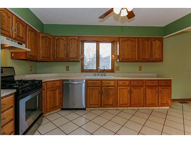 5651 RidgeHill Way Avon, IN 46123 - Photo 17 of 21 Gallery Image 17