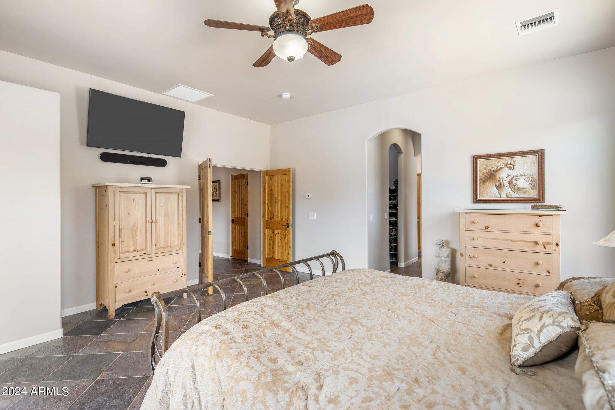 323 West Quartz Rock Road Phoenix, AZ 85085 - Photo 12 of 40 Primary Suite