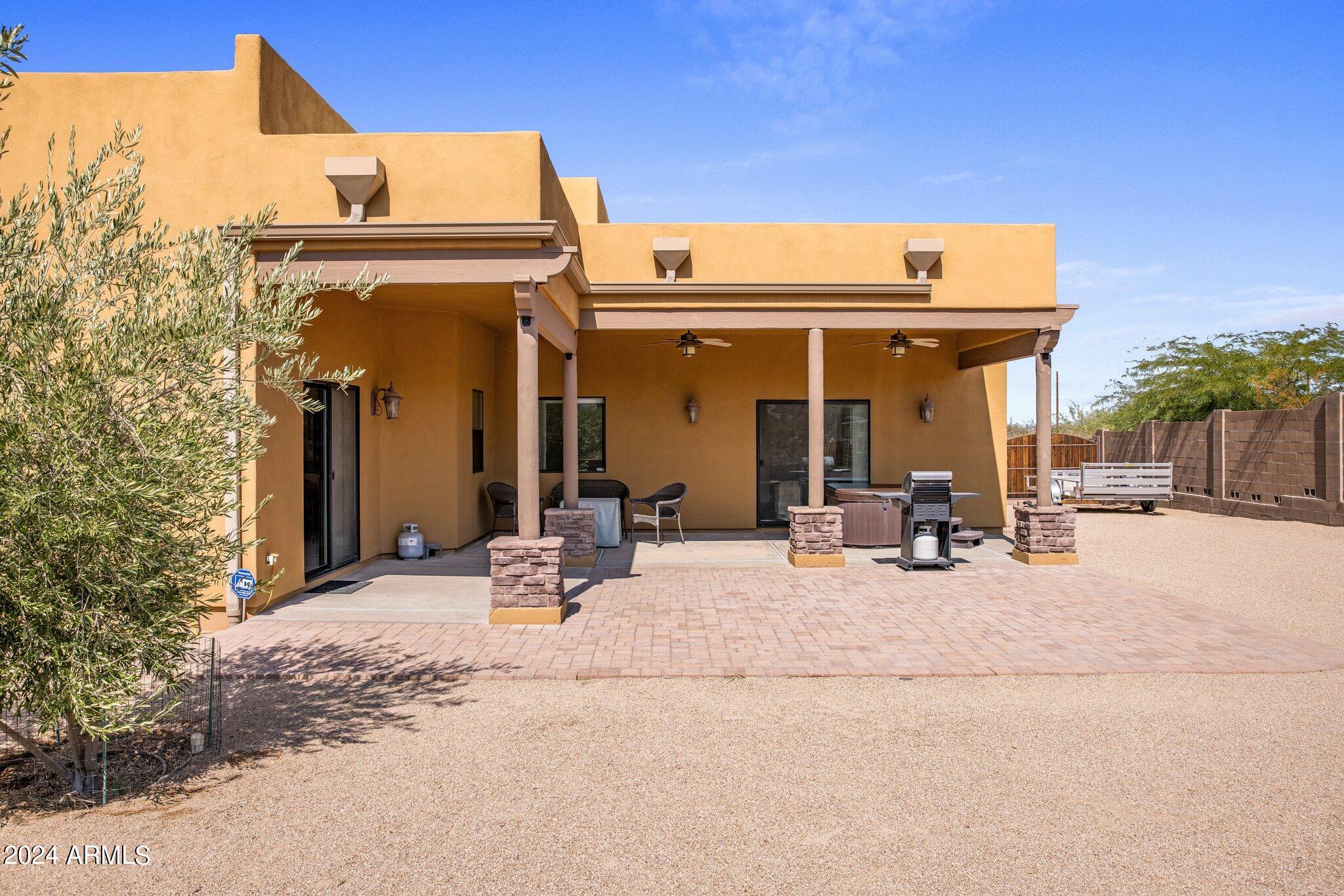 323 West Quartz Rock Road Phoenix, AZ 85085 - Photo 25 of 40 Back Patio