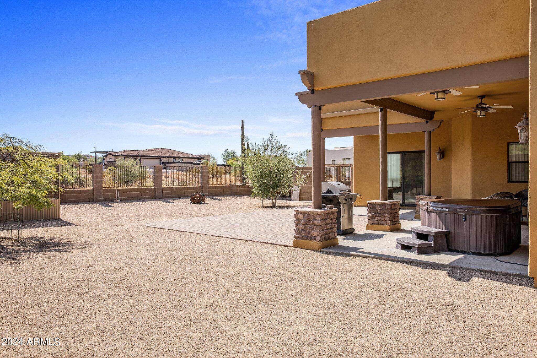 323 West Quartz Rock Road Phoenix, AZ 85085 - Photo 28 of 40 Backyard