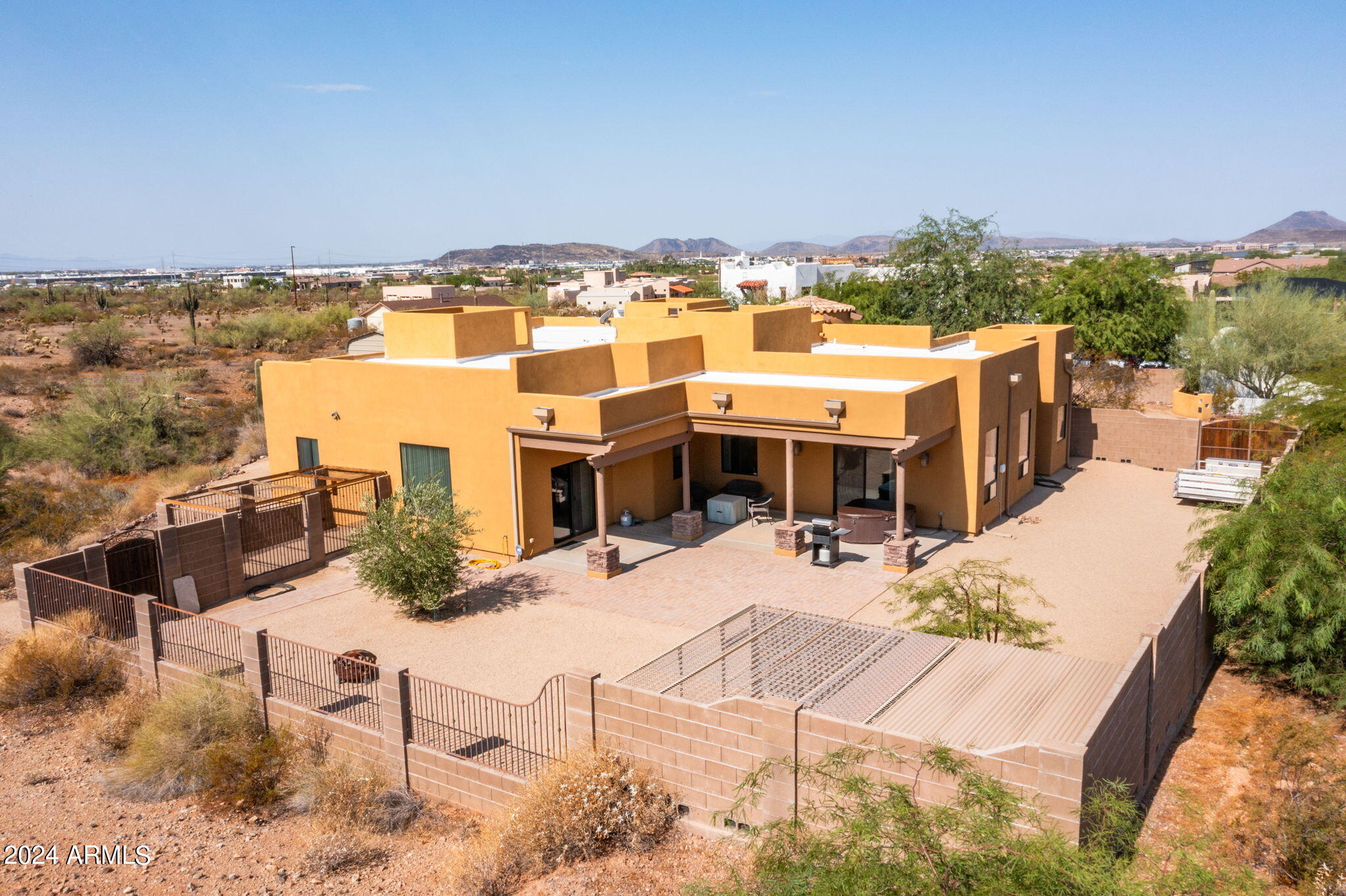 323 West Quartz Rock Road Phoenix, AZ 85085 - Photo 34 of 40 Backyard