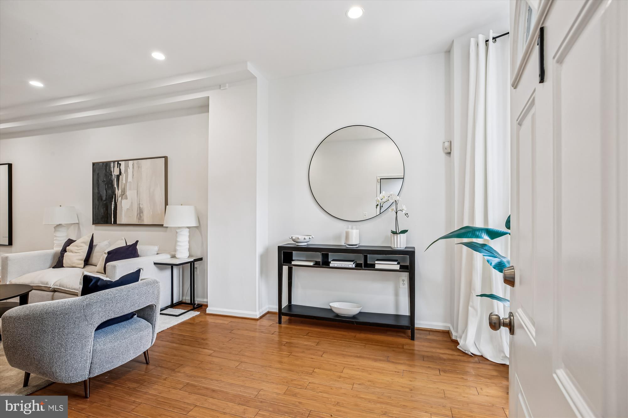13 R Street Northeast, Unit 1 Washington, DC 20002 - Photo 10 of 39 Gallery Image 10