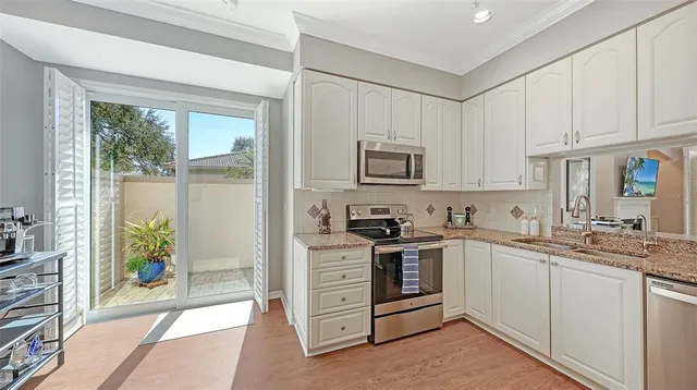 $535,000 | 3373 Hadfield Greene, Unit 55, Sarasota, FL 34235