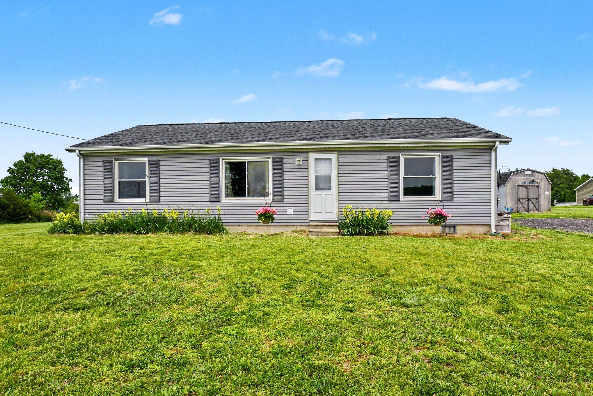 3065 Chamberlain Road Buchanan, MI 49107 - Photo 5 of 37 004_file_3140