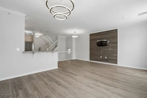 $4,300 | 612 Lopez Lane, Morris Plains, NJ 07950