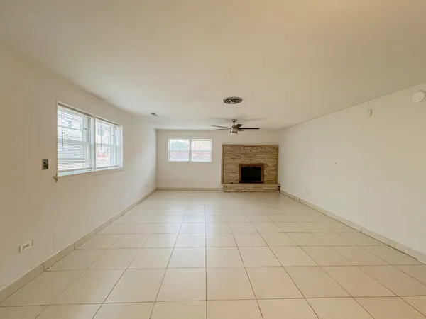 $3,000 | 4716 Thatcher Avenue, Norridge, IL 60706