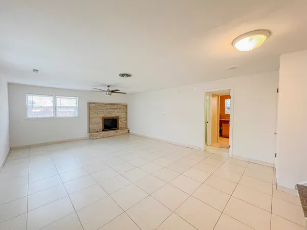 $3,000 | 4716 Thatcher Avenue, Norridge, IL 60706