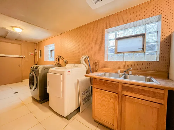 $3,000 | 4716 Thatcher Avenue, Norridge, IL 60706