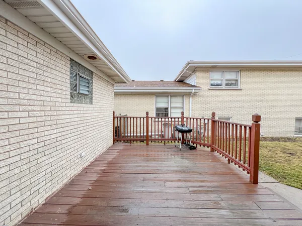 $3,000 | 4716 Thatcher Avenue, Norridge, IL 60706
