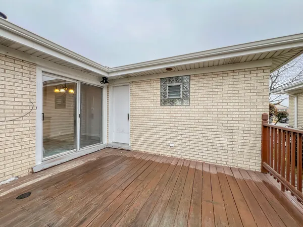 $3,000 | 4716 Thatcher Avenue, Norridge, IL 60706