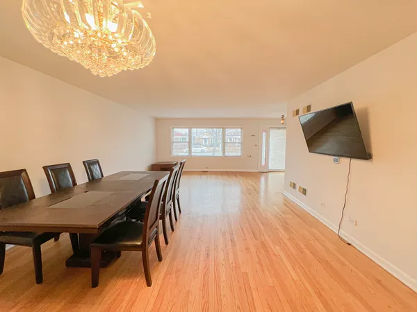 $3,000 | 4716 Thatcher Avenue, Norridge, IL 60706