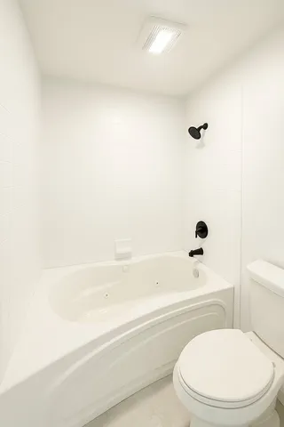 $379,900 | 3032 West Vermont Avenue, Waukegan, IL 60087