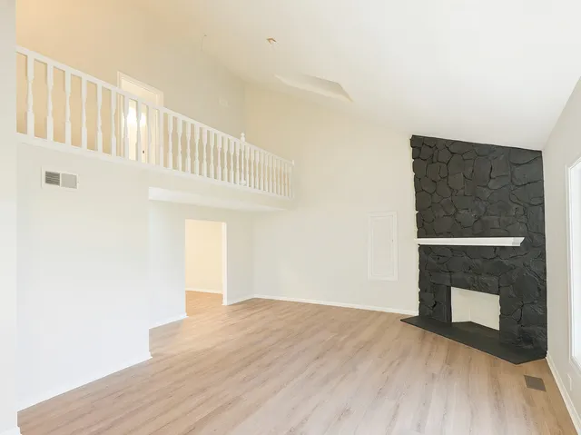 $379,900 | 3032 West Vermont Avenue, Waukegan, IL 60087