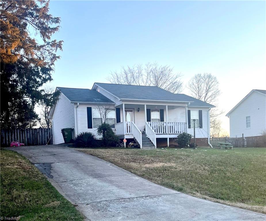 459 Sunset Ridge Lane Lexington, NC 27295 - Photo 1 of 18 Gallery Image 1