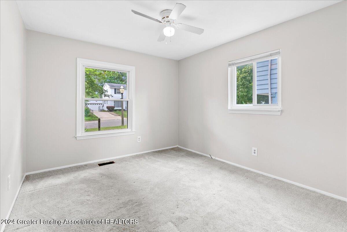 3314 Hepfer Road Lansing, MI 48911 - Photo 16 of 24 21-Media Jett - 21