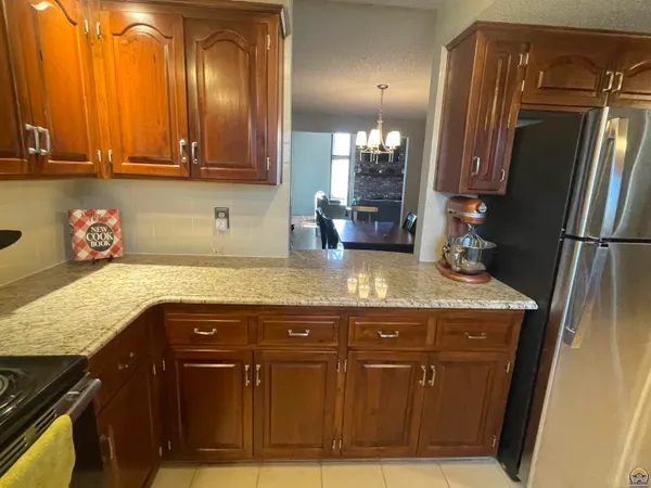 $380,000 | 3800 Southwest Nottingham Road, Topeka, KS 66610