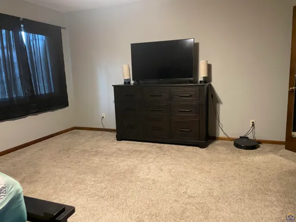 $380,000 | 3800 Southwest Nottingham Road, Topeka, KS 66610