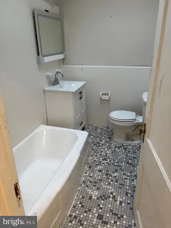 $1,600 | 5813 Hadfield Street, Philadelphia, PA 19143