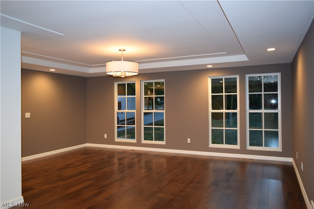 6835 Liberty Road Solon, OH 44139 - Photo 4 of 33 Gallery Image 4