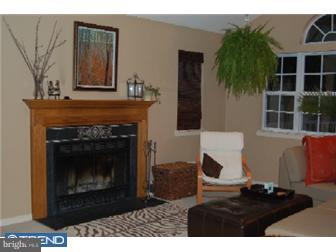 36 Long Acre Drive Cream Ridge, NJ 08514 - Photo 8 of 12 Family Room