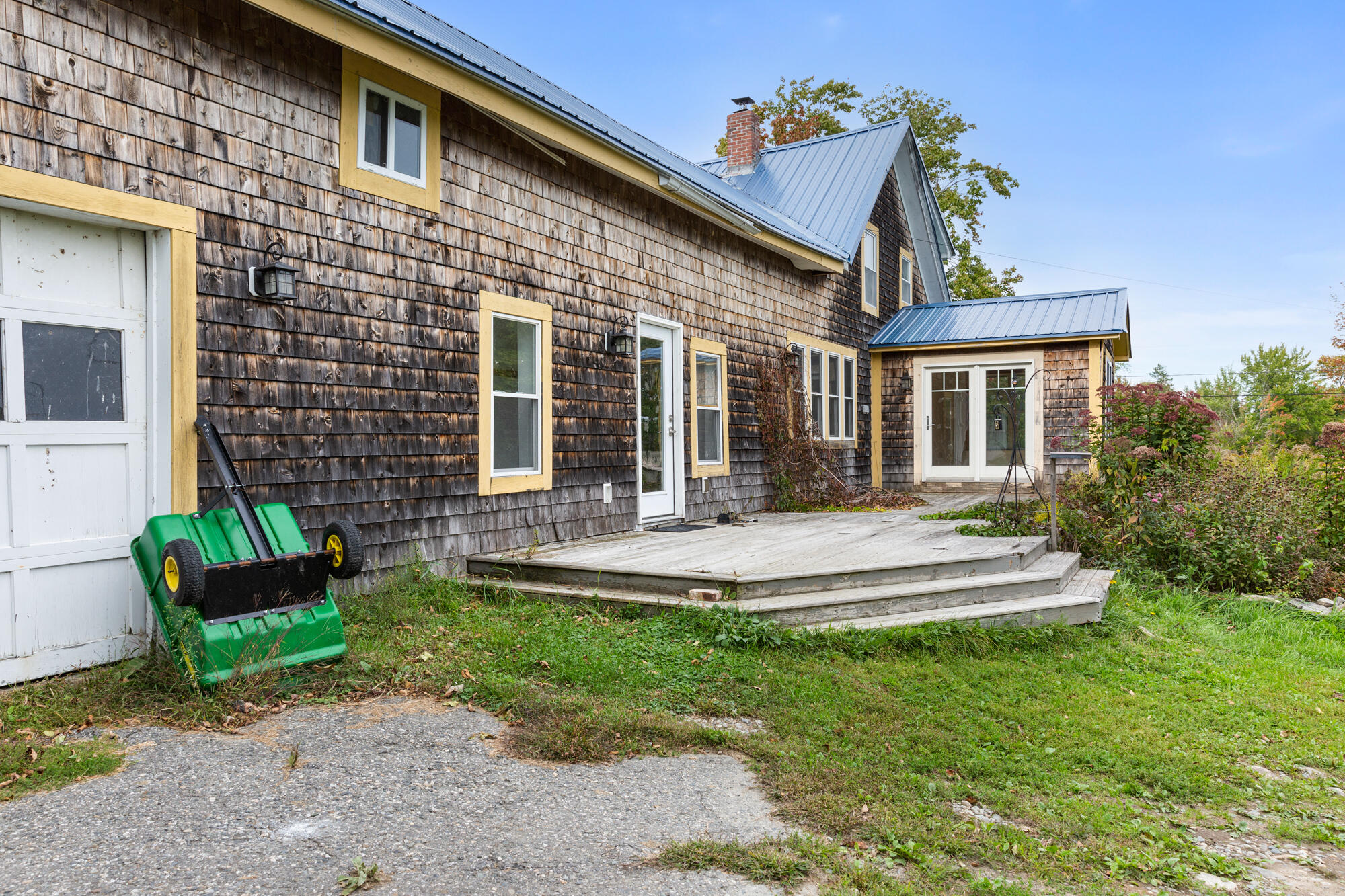 226 Snakeroot Road Pittsfield, ME 04967 - Photo 2 of 42 Main Entrance