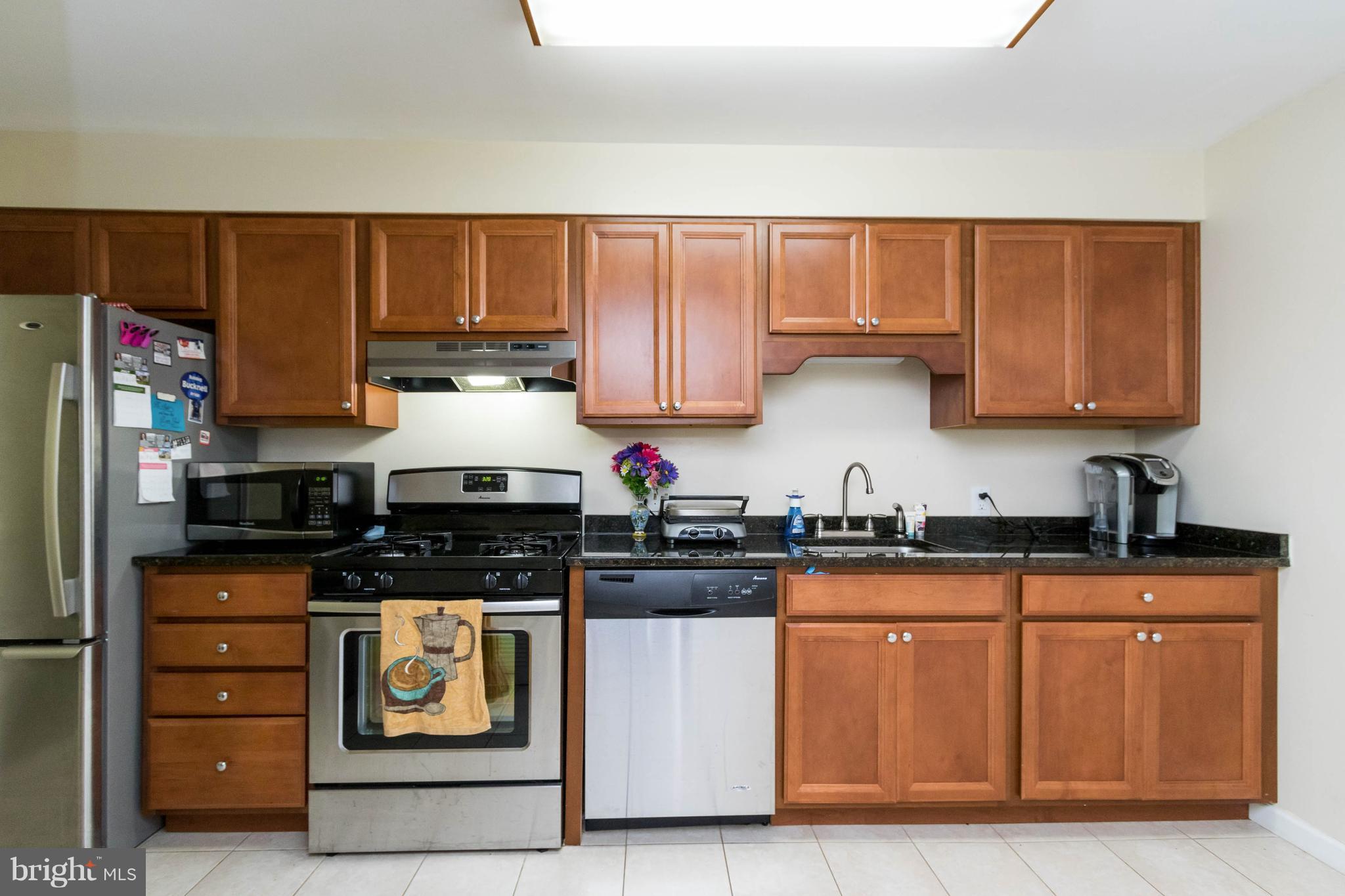 6610 Horseshoe Road Clinton, MD 20735 - Photo 2 of 13 Kitchen