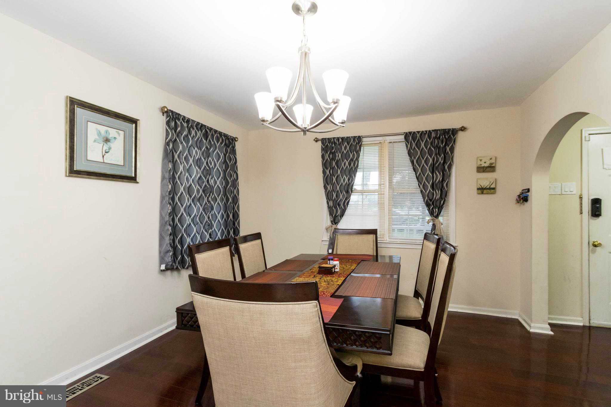 6610 Horseshoe Road Clinton, MD 20735 - Photo 3 of 13 Dining Room