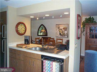 69 Valley Road Princeton, NJ 08540 - Photo 5 of 6
