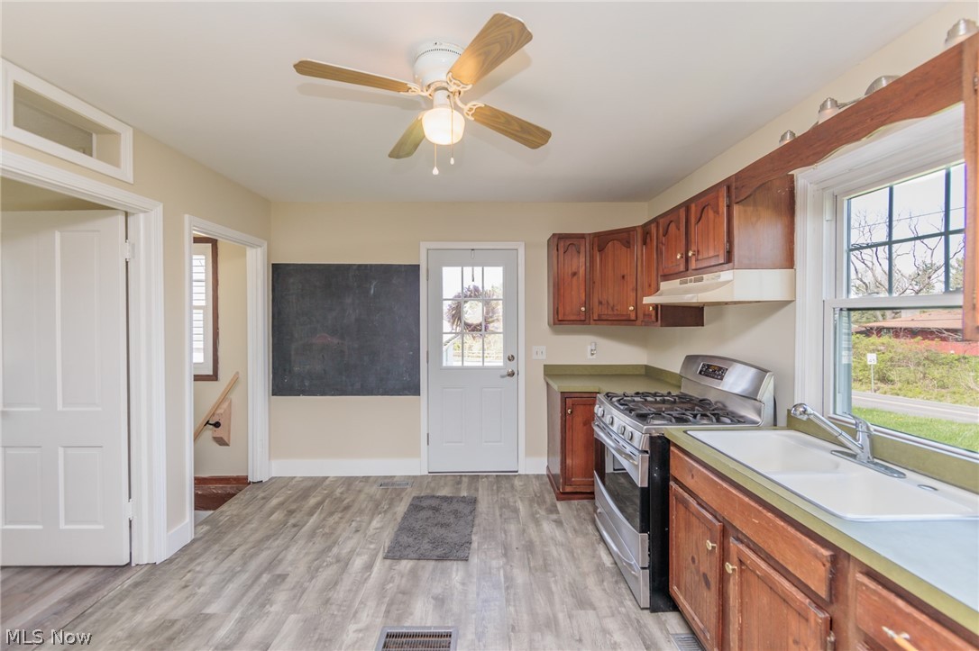 4510 Nettleton Road Medina, OH 44256 - Photo 11 of 27 View 4 of the kitchen