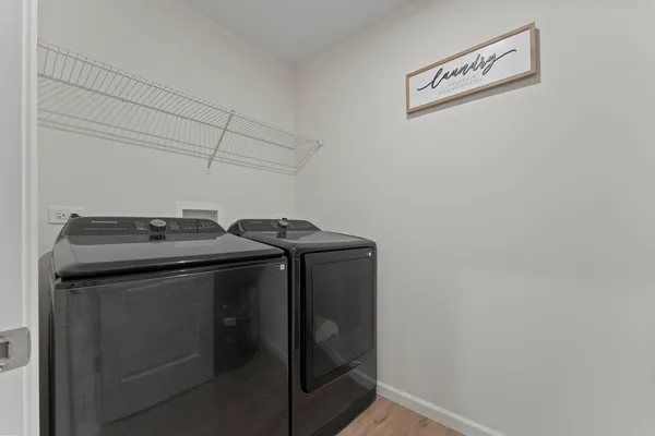 $695,000 | 1017 Kessler Drive, Mundelein, IL 60060