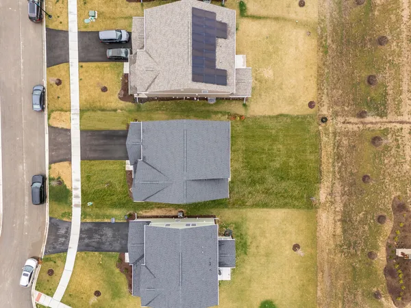 $695,000 | 1017 Kessler Drive, Mundelein, IL 60060