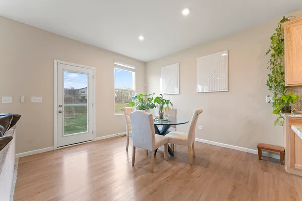$695,000 | 1017 Kessler Drive, Mundelein, IL 60060