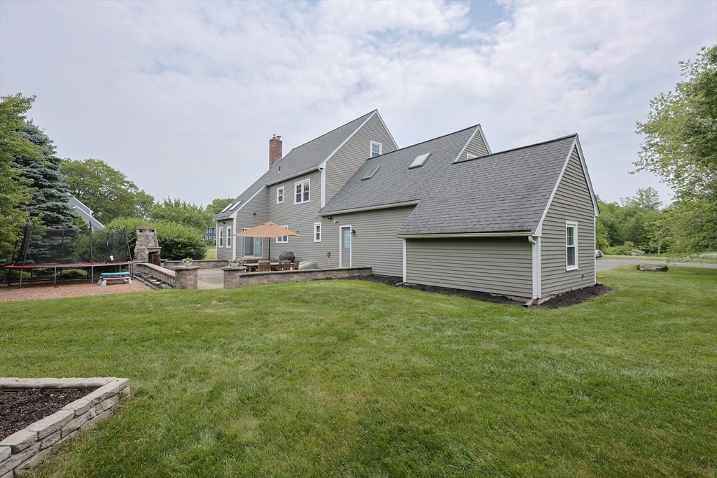 11 Stoneybrook Road Grafton, MA 01536 - Photo 38 of 41 Gallery Image 38