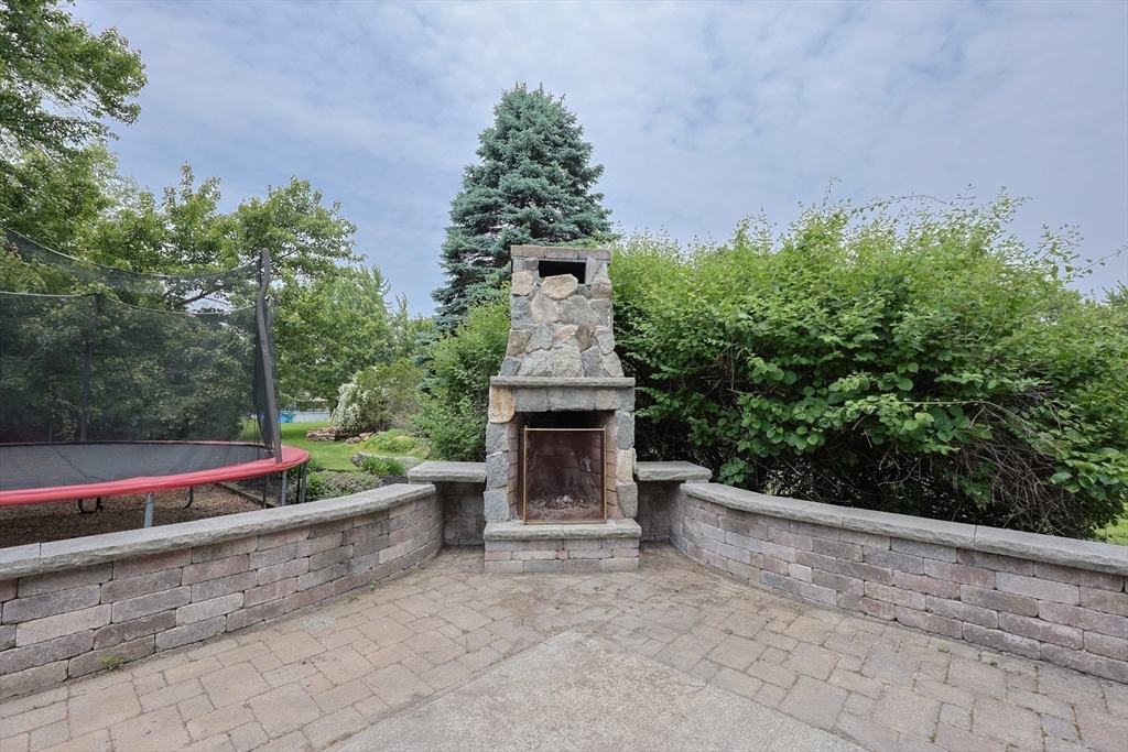 11 Stoneybrook Road Grafton, MA 01536 - Photo 39 of 41 Gallery Image 39