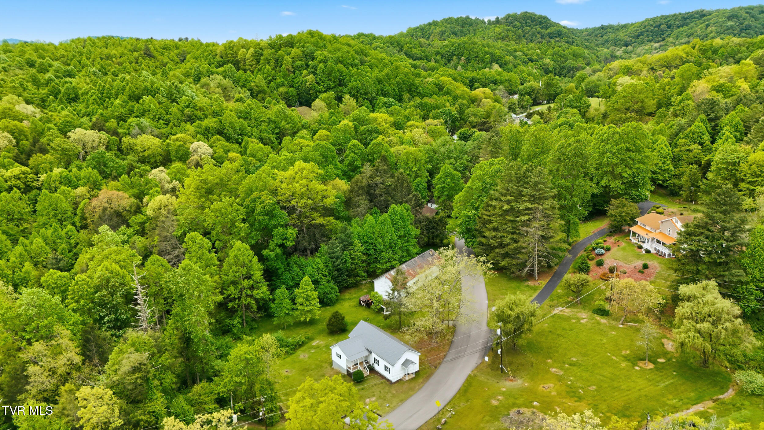 6203 Laurel Grove Road Norton, VA 24273 - Photo 22 of 26 25_6219 laurel grove rd-2