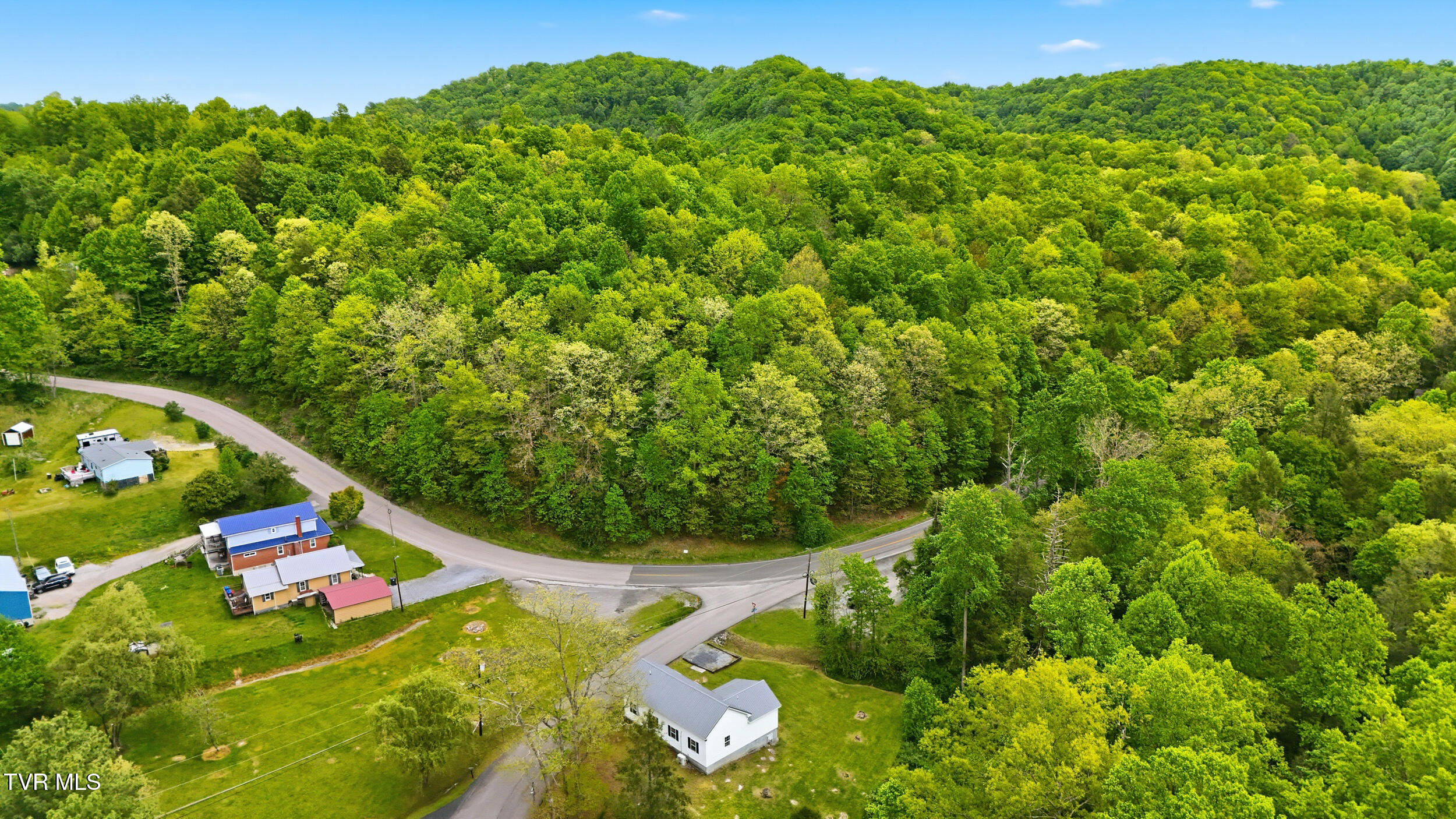 6203 Laurel Grove Road Norton, VA 24273 - Photo 25 of 26 28_6219 laurel grove rd-5