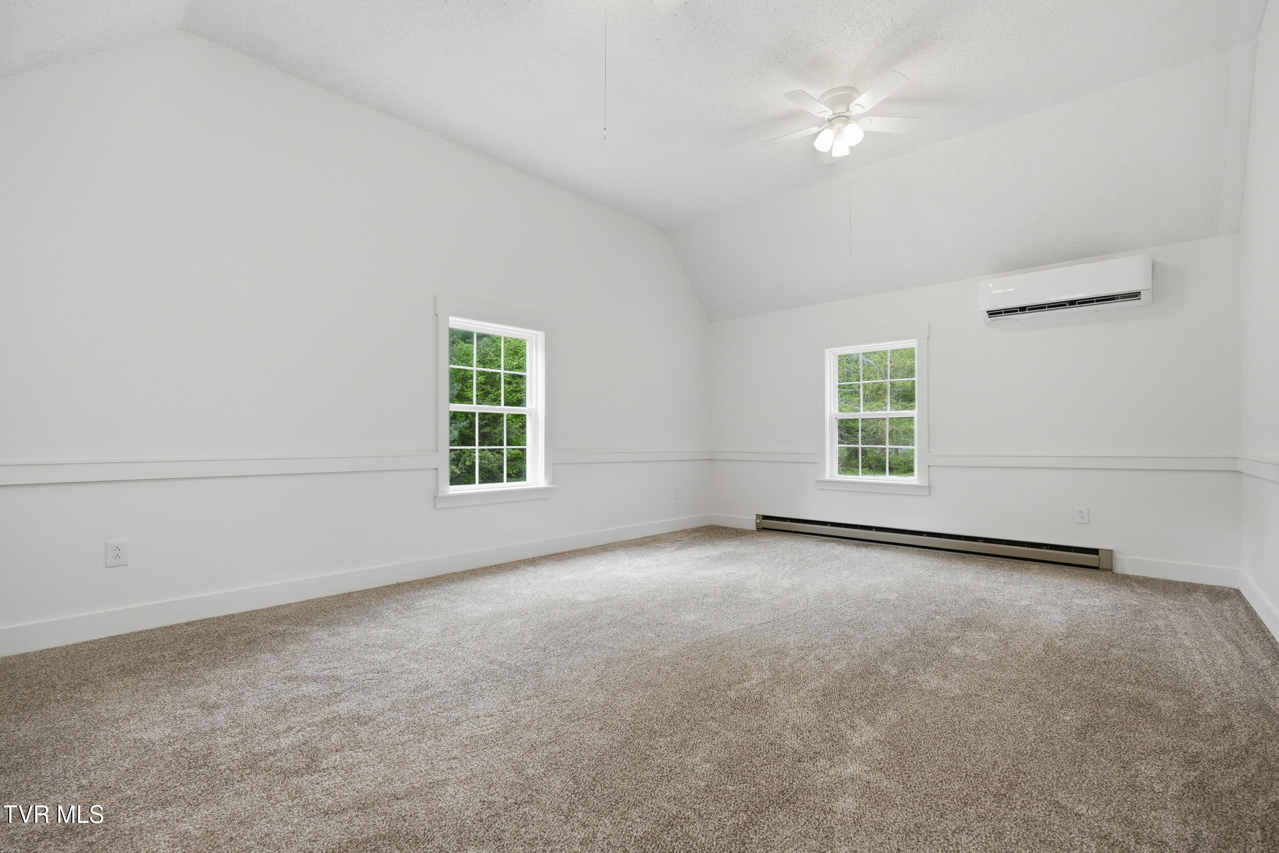 6203 Laurel Grove Road Norton, VA 24273 - Photo 7 of 26 9_6219 laurel grove rd-20