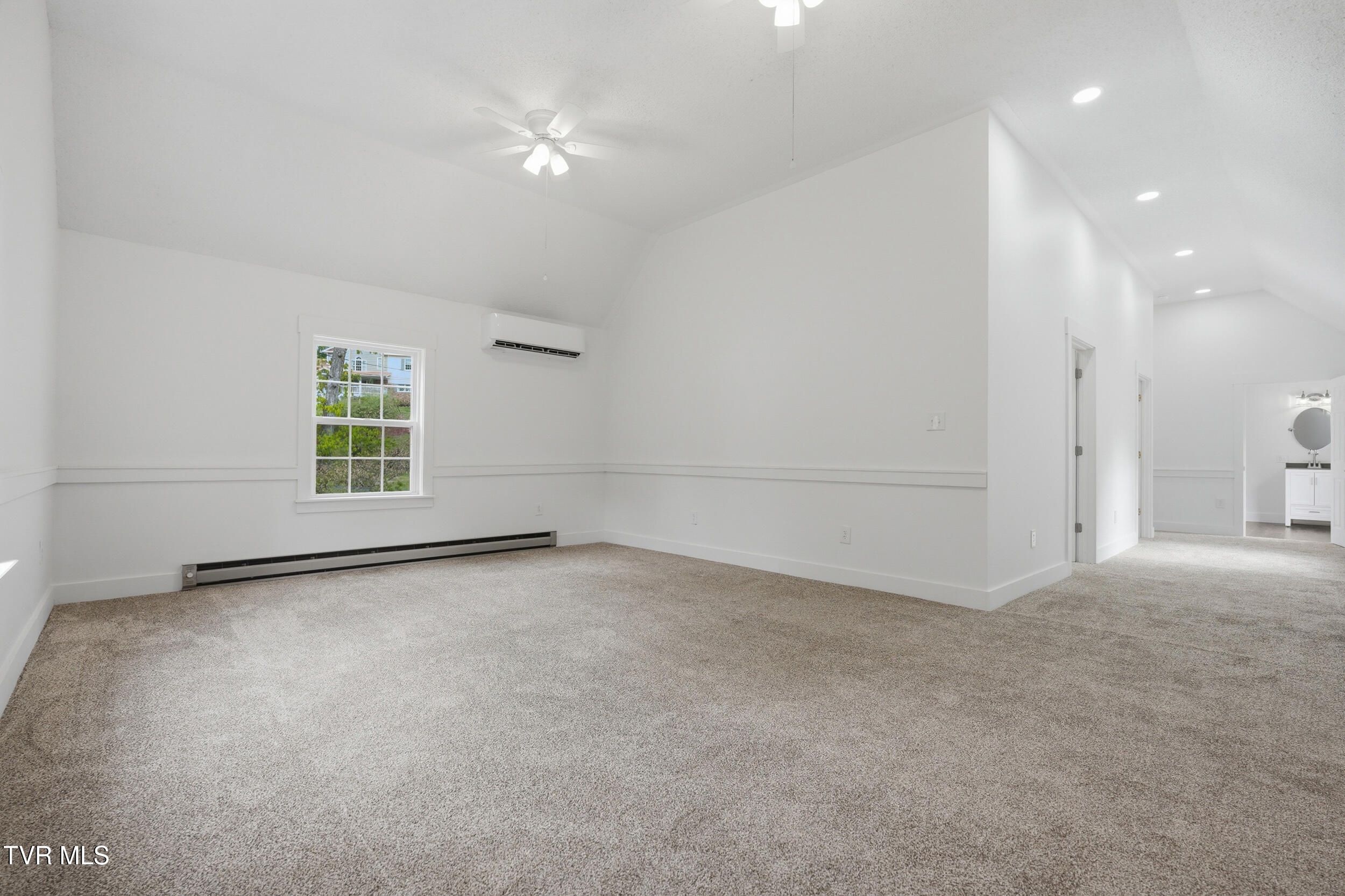 6203 Laurel Grove Road Norton, VA 24273 - Photo 8 of 26 10_6219 laurel grove rd-21