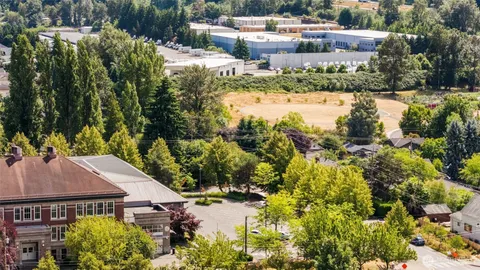 $615,000 | 565 South Director Street, Seattle, WA 98108