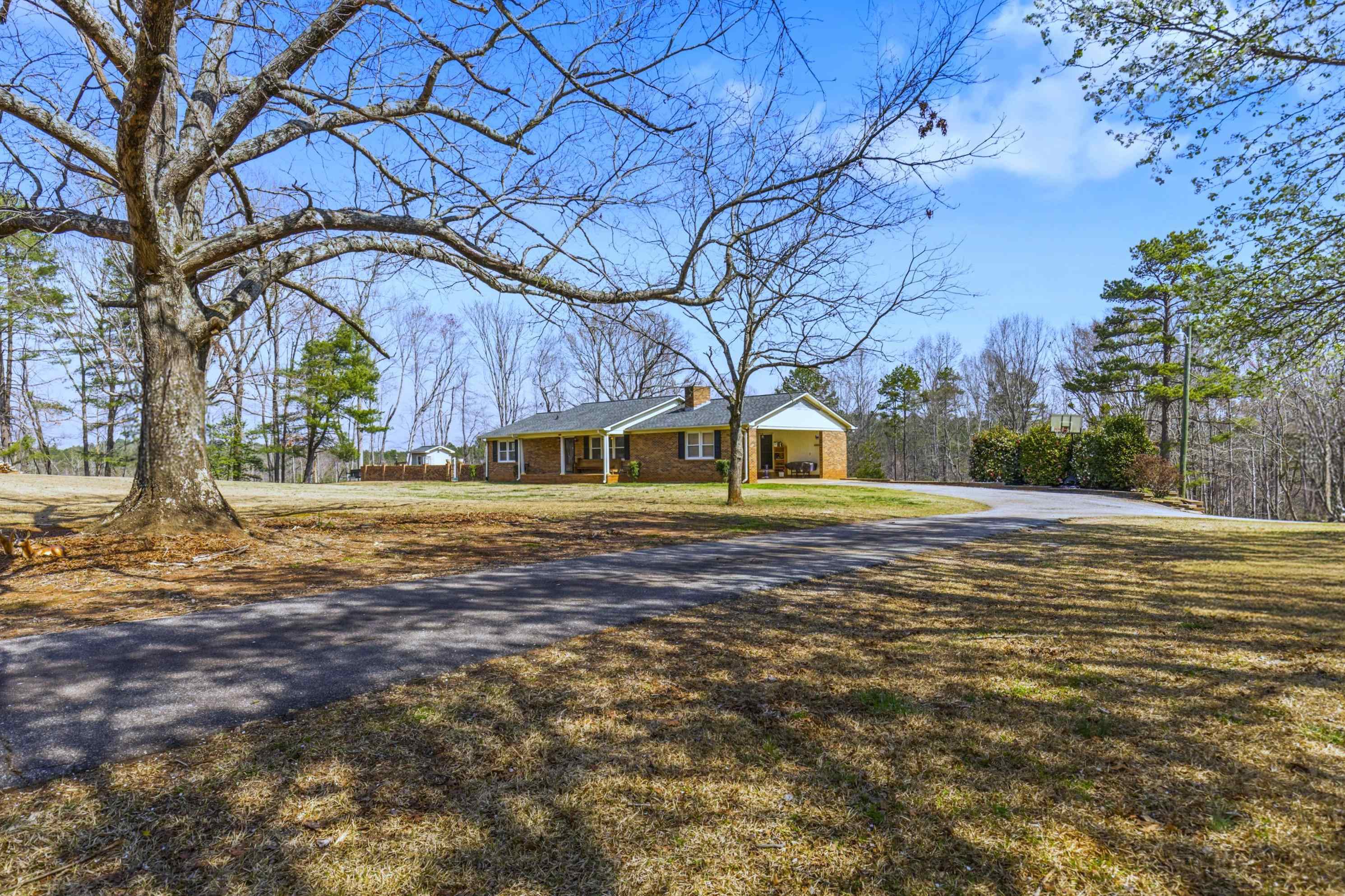 2121 Whitestone Road Spartanburg, SC 29302 - Photo 4 of 44