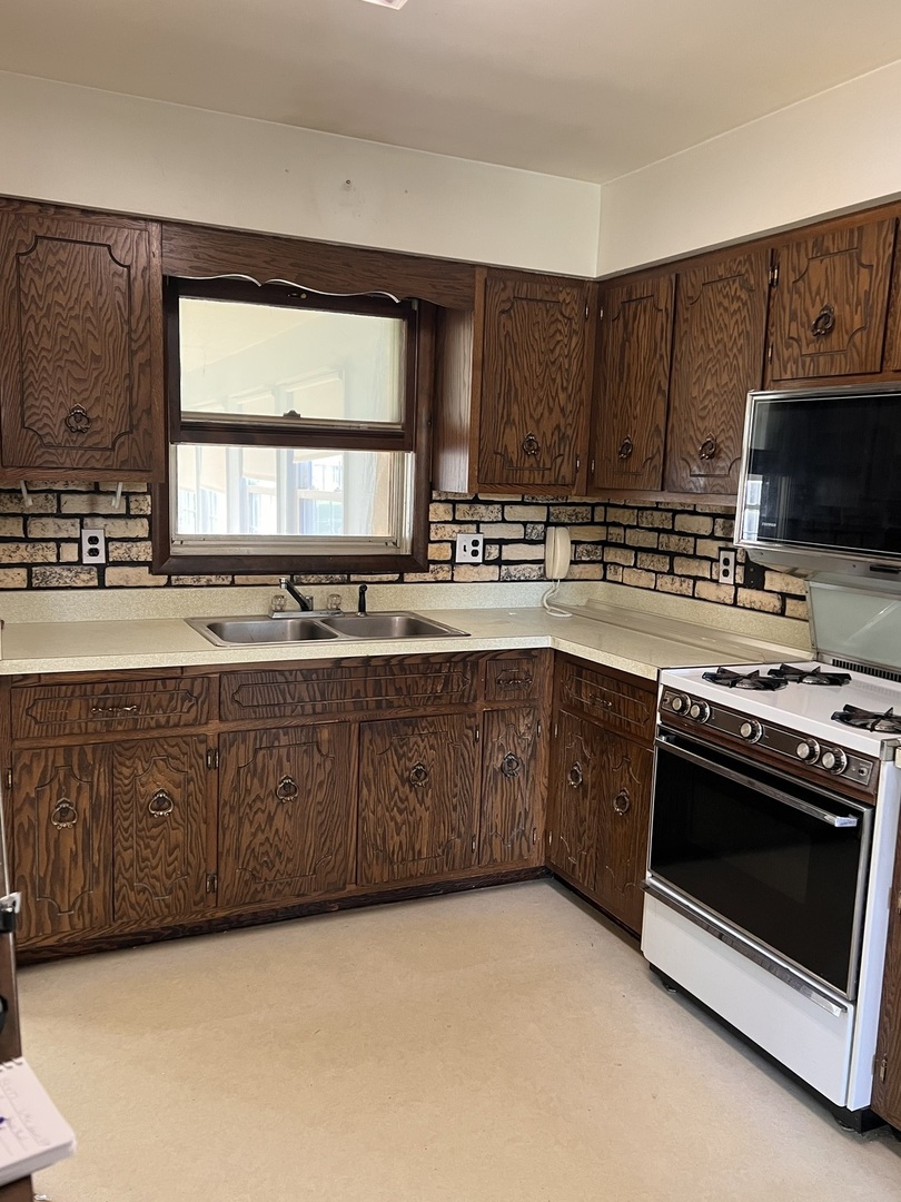 17656 Kinder Drive Elwood, IL 60421 - Photo 33 of 40
