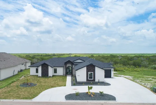 $875,000 | 4025 Ranch Lake Drive, Corpus Christi, TX 78413